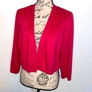 💕Talbots Gorgeous RuffleBack Shrug